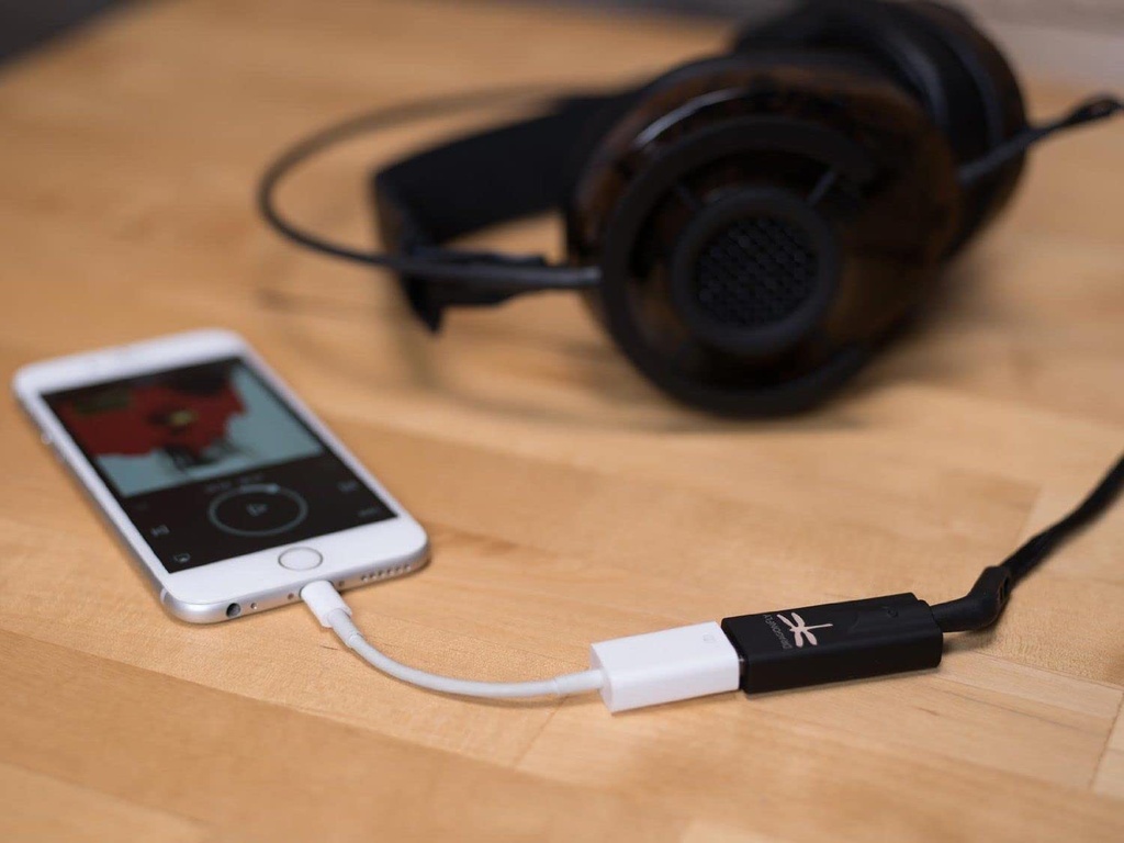 audioquest-dragonfly-black-usb-digital-t-2.jpg