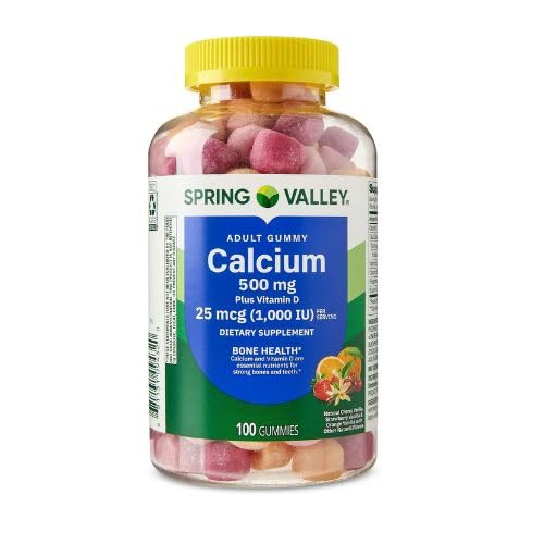 Spring Valley Calcium 500 mg más Vitamina D 25 mcg Bone Health Dietary Supplement Gummies, 100 Cuenta + DRI Store Sticker.
